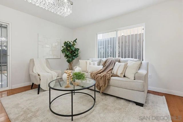 4916 NOGAL, San Diego, CA 92102