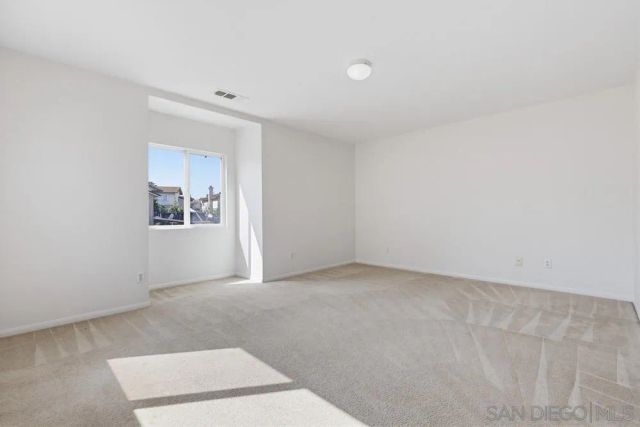 4916 NOGAL, San Diego, CA 92102