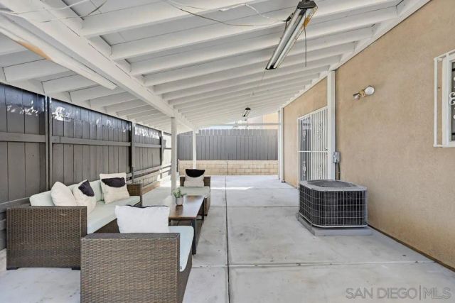 4916 NOGAL, San Diego, CA 92102