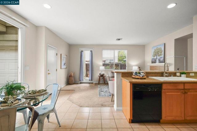 1255 Poppy Seed Ct, Concord, CA 94520