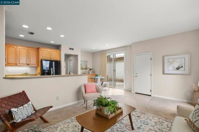 1255 Poppy Seed Ct, Concord, CA 94520