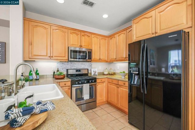 1255 Poppy Seed Ct, Concord, CA 94520