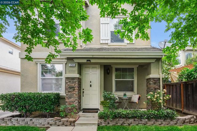 1255 Poppy Seed Ct, Concord, CA 94520