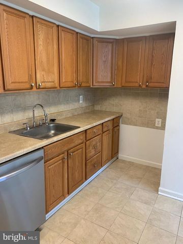 6401 JEFFERSON PL, Glen Burnie, MD 21061