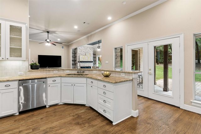 6528 Shoreline Drive, Little Elm, TX 75068