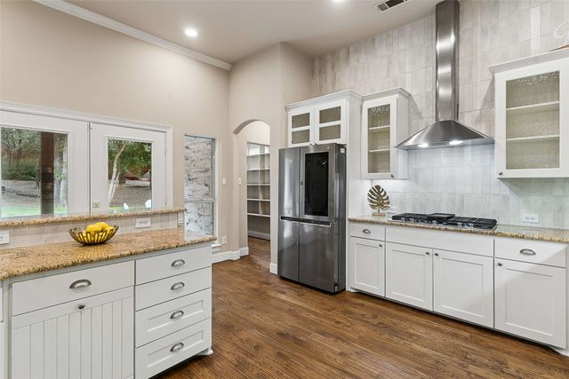 6528 Shoreline Drive, Little Elm, TX 75068