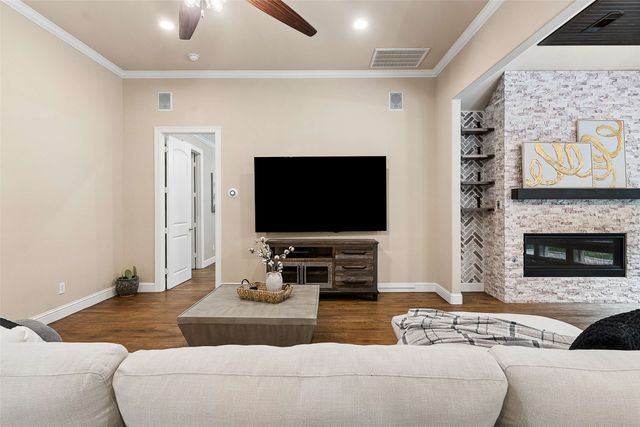 6528 Shoreline Drive, Little Elm, TX 75068
