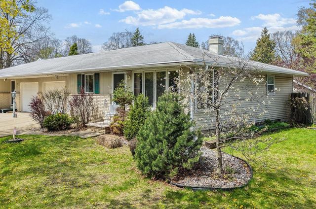401 STEVEN STREET, Green Bay, WI 54303