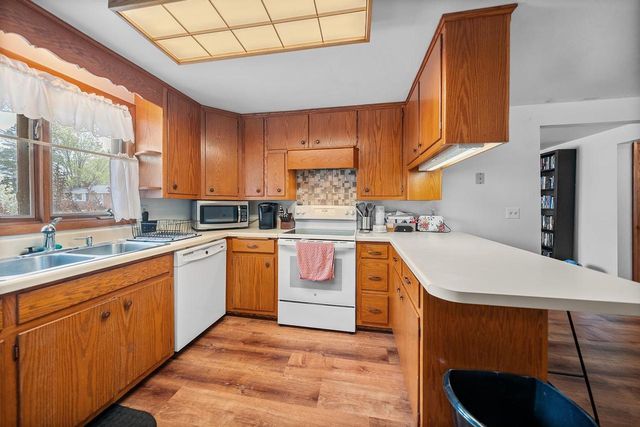 401 STEVEN STREET, Green Bay, WI 54303