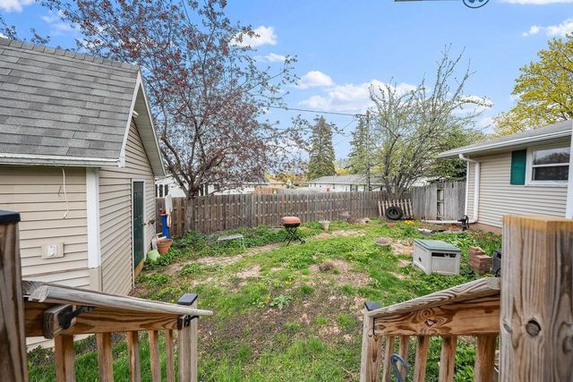 401 STEVEN STREET, Green Bay, WI 54303