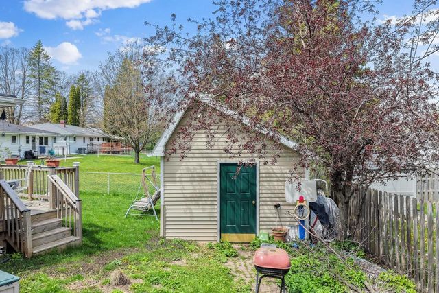401 STEVEN STREET, Green Bay, WI 54303