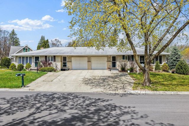 401 STEVEN STREET, Green Bay, WI 54303