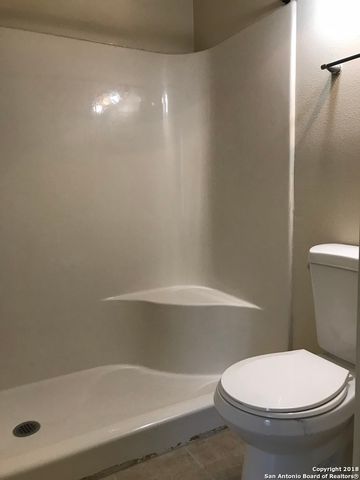5874 CASTLE RUN DR, San Antonio, TX 78218