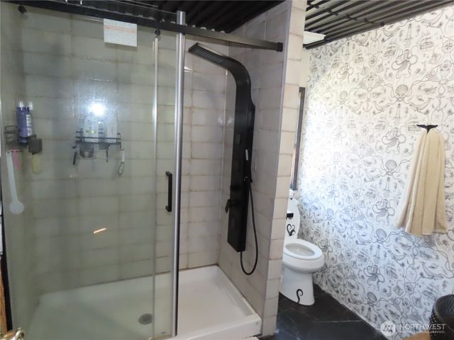 925 State Route 105, Grayland, WA 98547