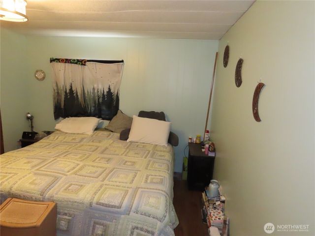 925 State Route 105, Grayland, WA 98547