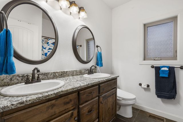 2956 S Ranch Drive, Springfield, MO 65809