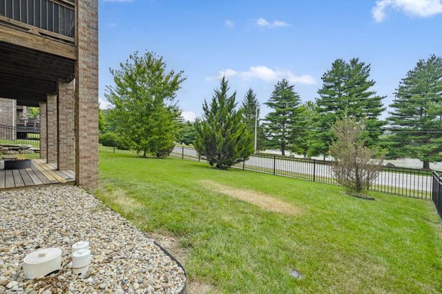 2956 S Ranch Drive, Springfield, MO 65809