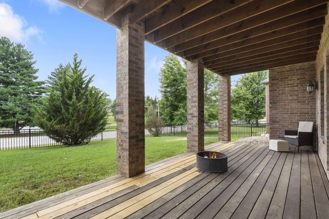 2956 S Ranch Drive, Springfield, MO 65809