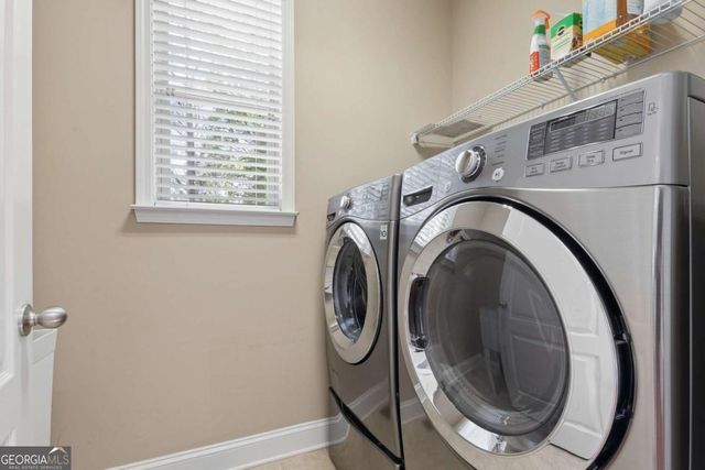 1090 Chelsey Way, Roswell, GA 30075