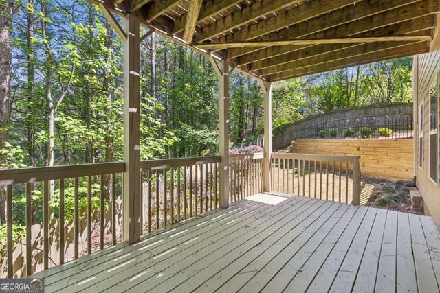 1090 Chelsey Way, Roswell, GA 30075