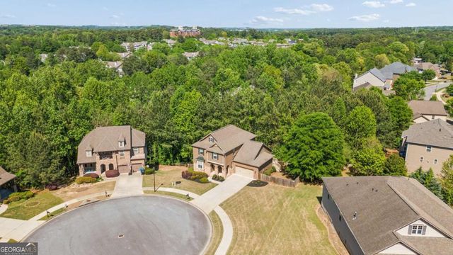 1090 Chelsey Way, Roswell, GA 30075