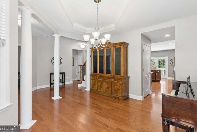 1090 Chelsey Way, Roswell, GA 30075