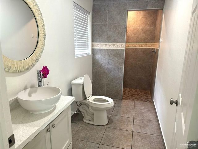 808 Tennessee Avenue, Weslaco, TX 78596