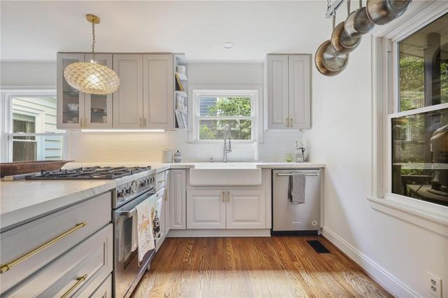 240 Eureka Drive NE, Atlanta, GA 30305