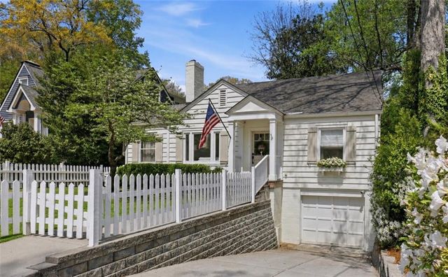 240 Eureka Drive NE, Atlanta, GA 30305