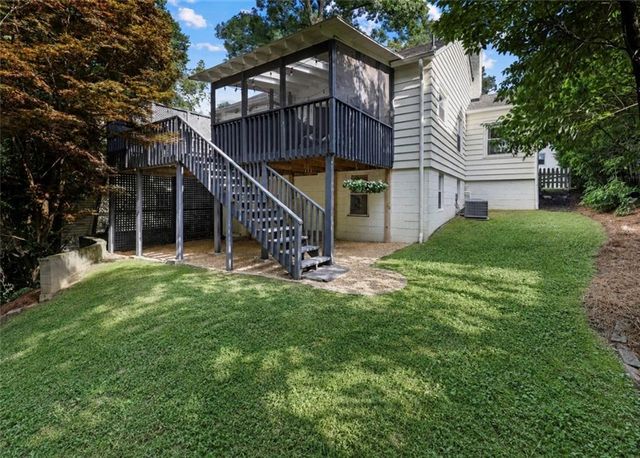 240 Eureka Drive NE, Atlanta, GA 30305
