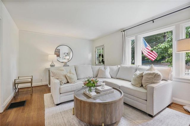 240 Eureka Drive NE, Atlanta, GA 30305