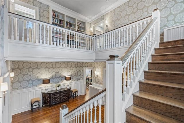 609 Academy Ave, Sewickley, PA 15143