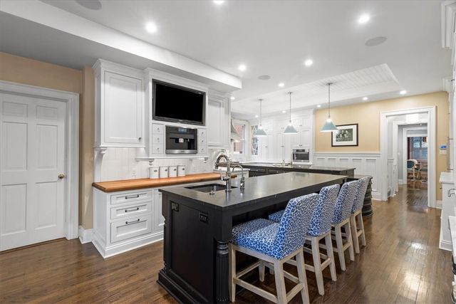 609 Academy Ave, Sewickley, PA 15143