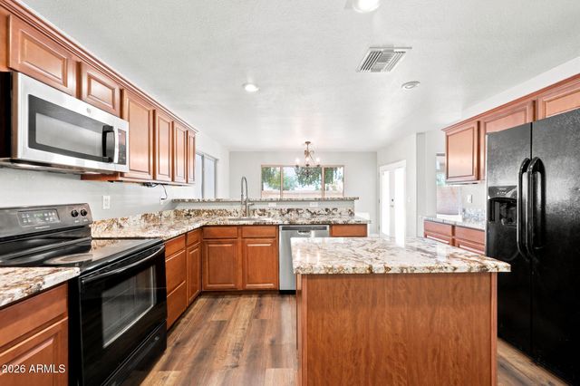 15086 W HERITAGE OAK Way, Surprise, AZ 85374