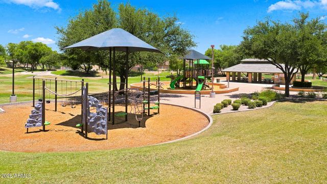 15086 W HERITAGE OAK Way, Surprise, AZ 85374