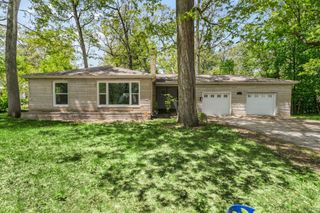 19613 Oakdale Avenue, South Bend, IN 46637