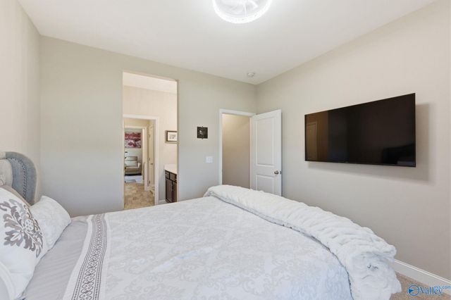 12607 Oak North Sw, Huntsville, AL 35803