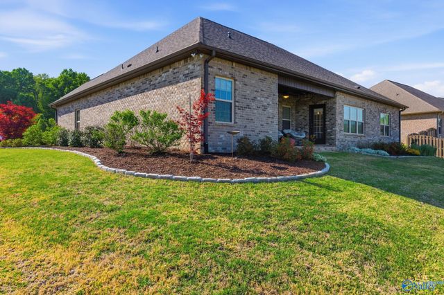 12607 Oak North Sw, Huntsville, AL 35803