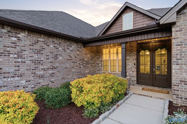 12607 Oak North Sw, Huntsville, AL 35803