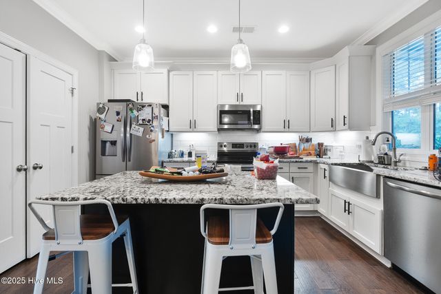 259 Legacy Lakes Way, Aberdeen, NC 28315