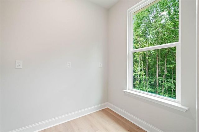 300 Timberwood Road NW, White, GA 30184