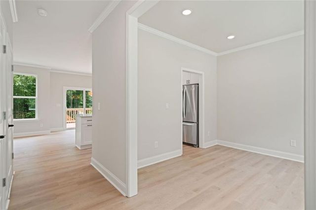 300 Timberwood Road NW, White, GA 30184