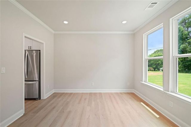 300 Timberwood Road NW, White, GA 30184