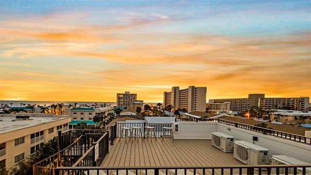 1142 WINDSONG LANE B, Sarasota, FL 34242