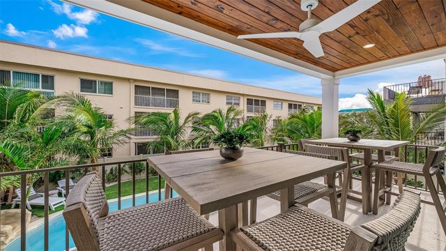 1142 WINDSONG LANE B, Sarasota, FL 34242