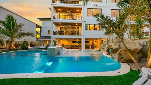 1142 WINDSONG LANE B, Sarasota, FL 34242