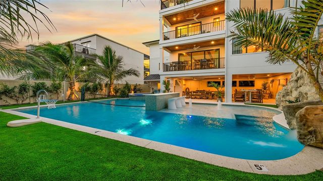 1142 WINDSONG LANE B, Sarasota, FL 34242