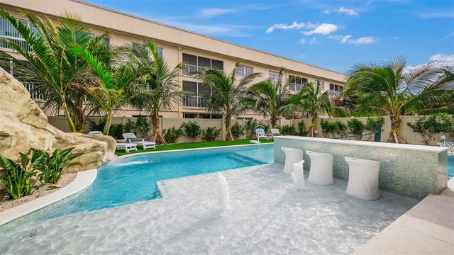 1142 WINDSONG LANE B, Sarasota, FL 34242