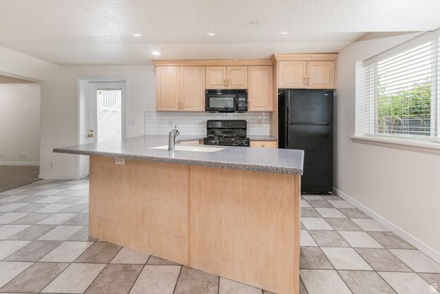 1921 ANASAZI DR, Ogden, UT 84403