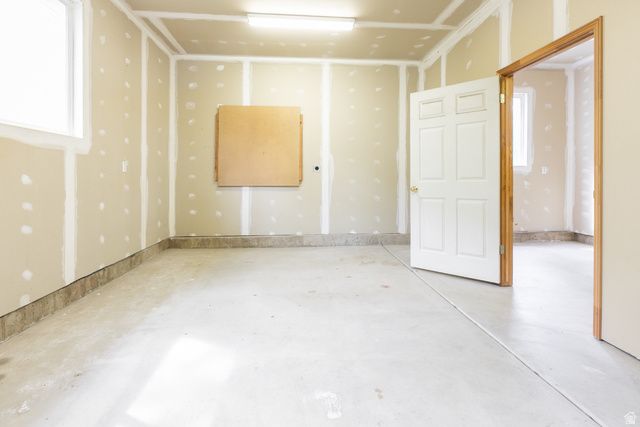 1921 ANASAZI DR, Ogden, UT 84403